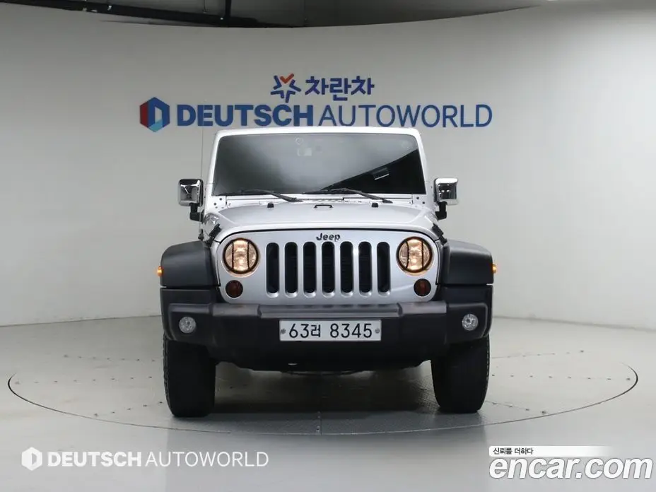 Jeep Wrangler 2012 2.8 автомат (гидро), фото 3