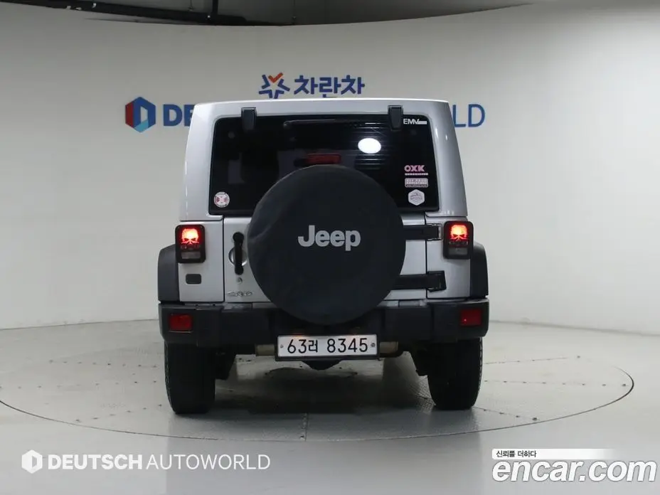 Jeep Wrangler 2012 2.8 автомат (гидро), фото 4