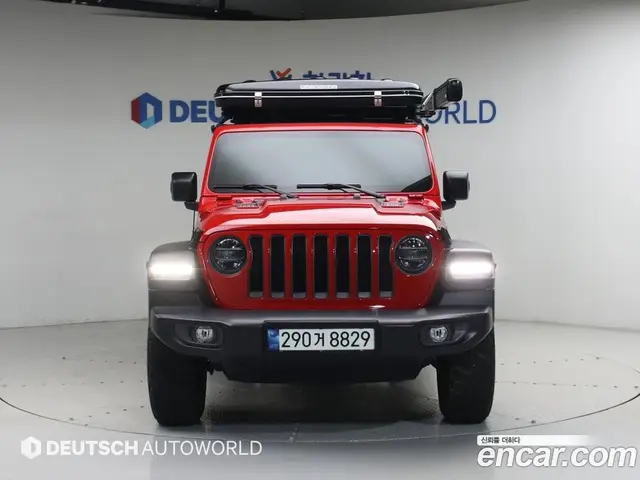 Jeep Wrangler 2021 2.0 автомат (гидро), миниатюра 3