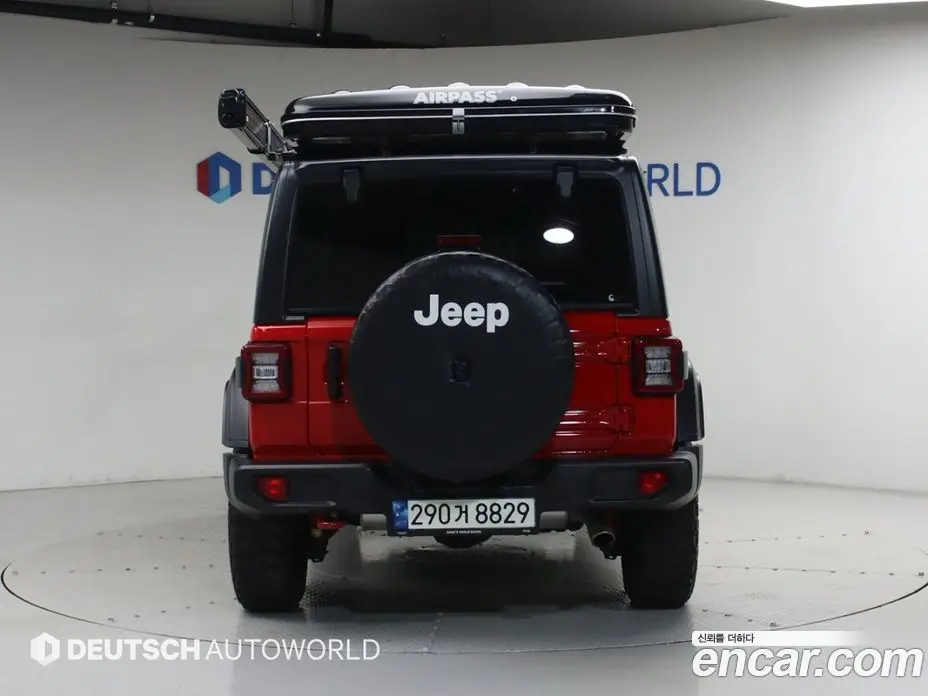 Jeep Wrangler 2021 2.0 автомат (гидро), фото 4