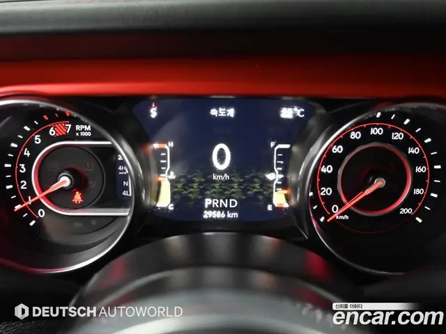 Jeep Wrangler 2021 2.0 автомат (гидро), миниатюра 8