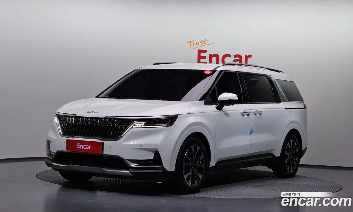 Kia Carnival 2022 3.5 автомат (гидро), фото 1 Kia Carnival 2022 3.5 автомат (гидро), фото 1