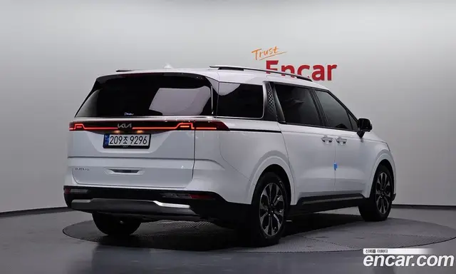 Kia Carnival 2022 3.5 автомат (гидро), миниатюра 2 Kia Carnival 2022 3.5 автомат (гидро), миниатюра 2