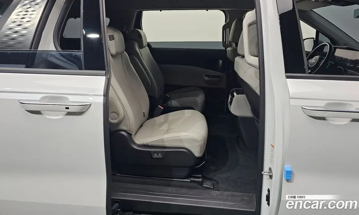 Kia Carnival 2022 3.5 автомат (гидро), фото 17 Kia Carnival 2022 3.5 автомат (гидро), фото 17