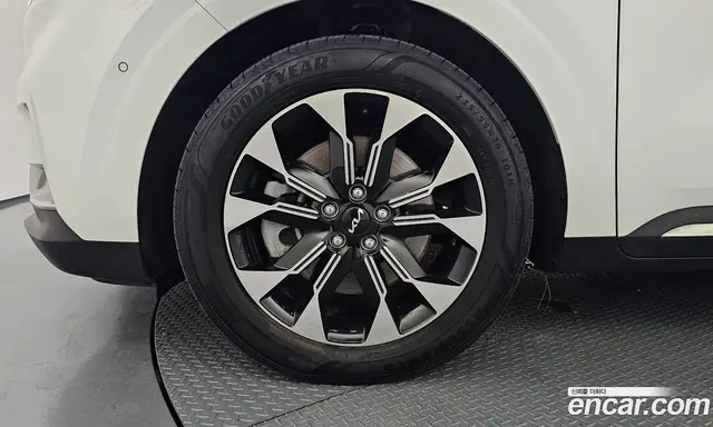 Kia Carnival 2022 3.5 автомат (гидро), миниатюра 5 Kia Carnival 2022 3.5 автомат (гидро), миниатюра 5