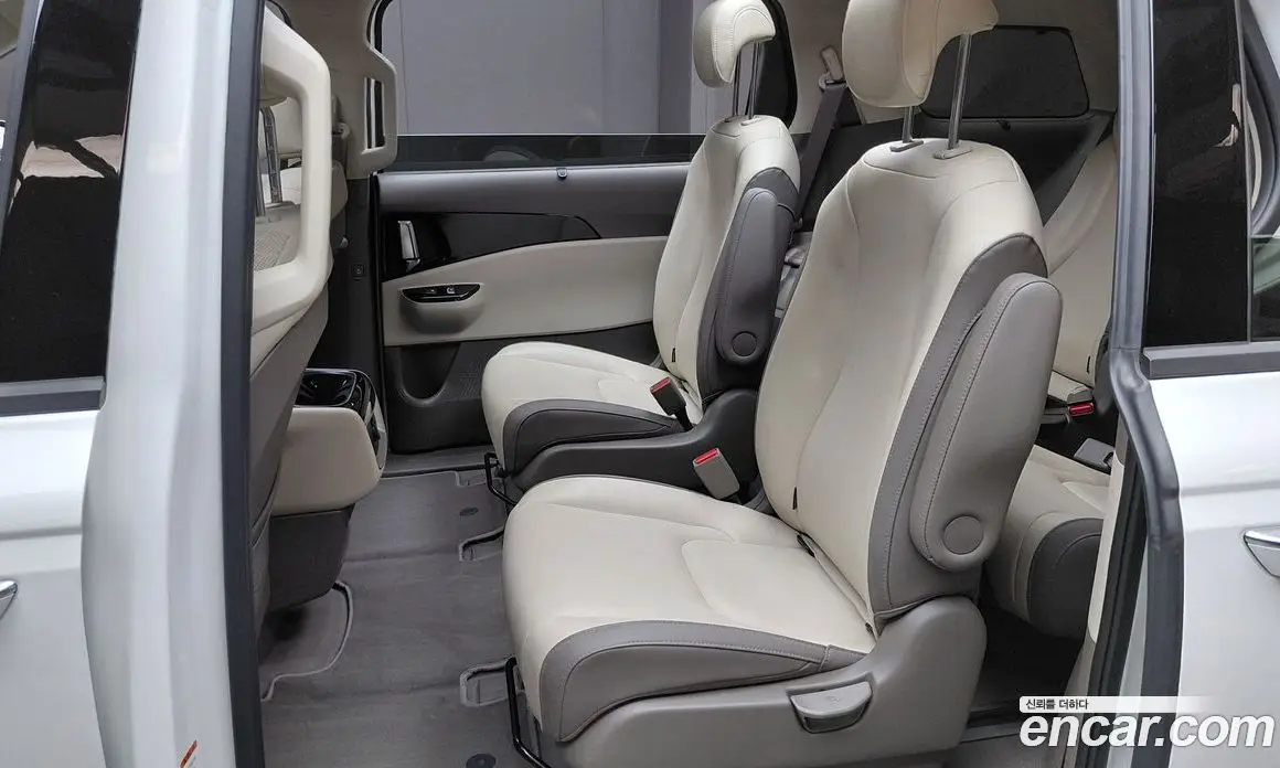 Kia Carnival 2023 3.5 автомат (гидро), фото 18 Kia Carnival 2023 3.5 автомат (гидро), фото 18