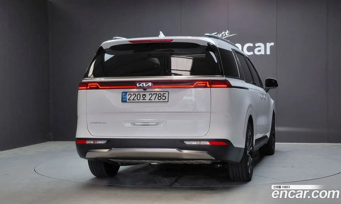 Kia Carnival 2023 3.5 автомат (гидро), фото 4 Kia Carnival 2023 3.5 автомат (гидро), фото 4