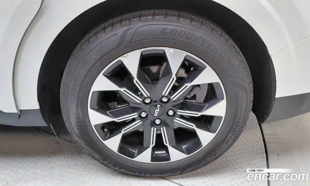 Kia Carnival 2023 3.5 автомат (гидро), миниатюра 7 Kia Carnival 2023 3.5 автомат (гидро), миниатюра 7
