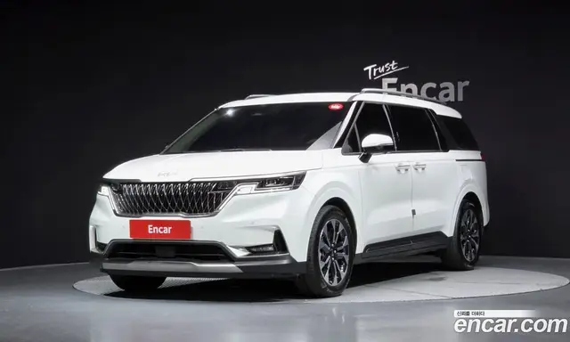 Kia Carnival, 2023, 37 109 км
