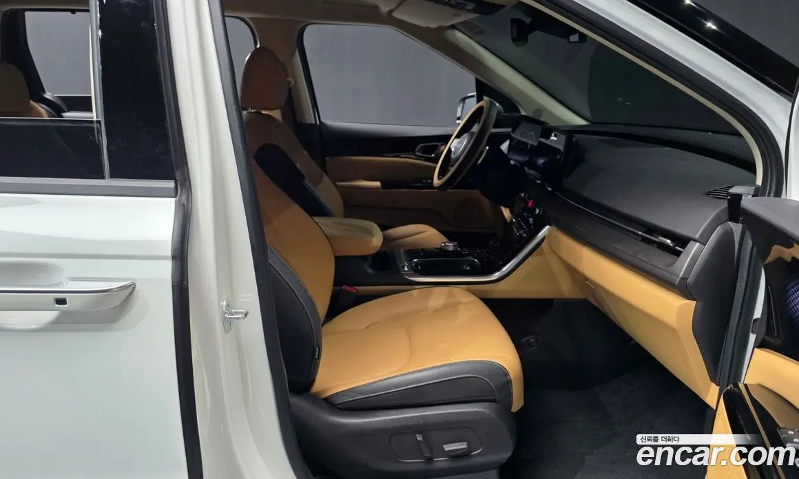 Kia Carnival 2023 3.5 автомат (гидро), фото 11