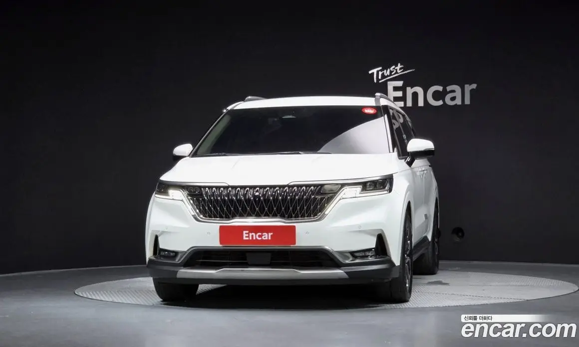 Kia Carnival 2023 3.5 автомат (гидро), фото 3