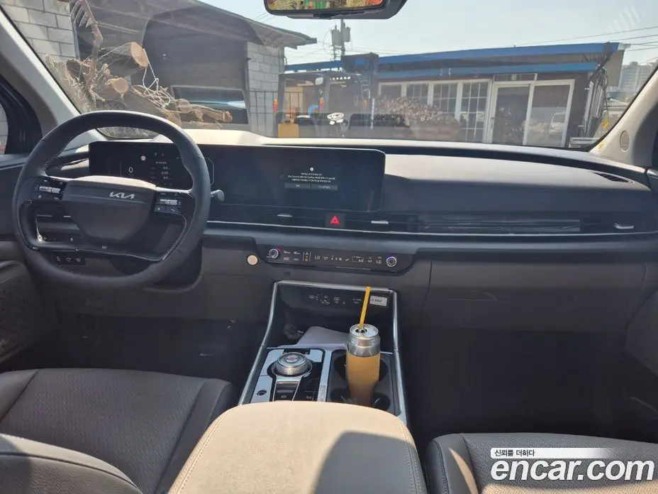 Kia Carnival 2025 1.6 автомат (гидро), фото 17 Kia Carnival 2025 1.6 автомат (гидро), фото 17