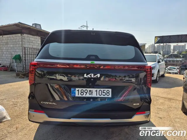 Kia Carnival 2025 1.6 автомат (гидро), миниатюра 4 Kia Carnival 2025 1.6 автомат (гидро), миниатюра 4