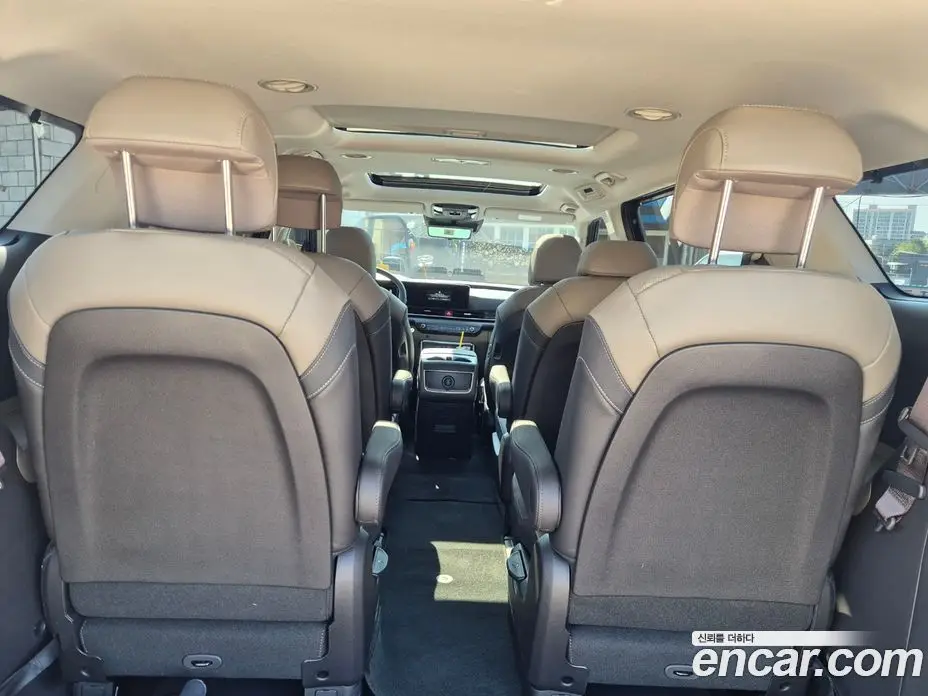 Kia Carnival 2025 1.6 автомат (гидро), фото 9 Kia Carnival 2025 1.6 автомат (гидро), фото 9