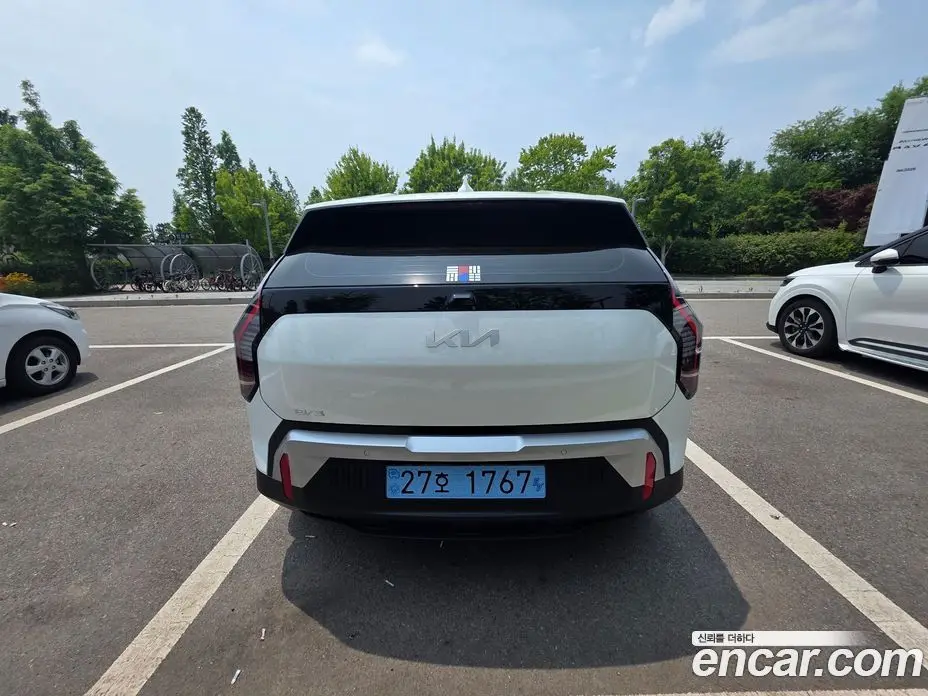 Kia EV3 2026 автомат (гидро), фото 4 Kia EV3 2026 автомат (гидро), фото 4