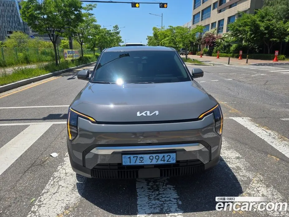 Kia EV3 2026 автомат (гидро), фото 1 Kia EV3 2026 автомат (гидро), фото 1