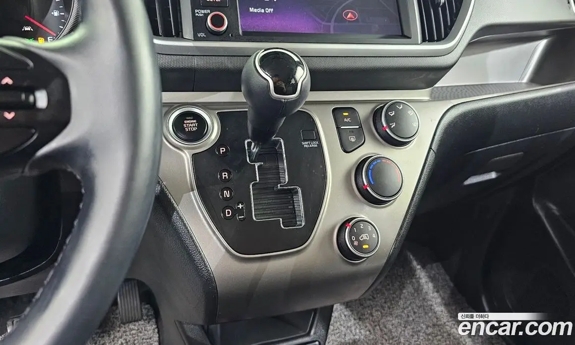 Kia Ray 2021 1.0 автомат (гидро), фото 12 Kia Ray 2021 1.0 автомат (гидро), фото 12