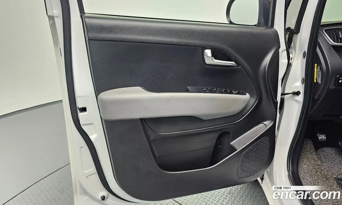 Kia Ray 2021 1.0 автомат (гидро), фото 14 Kia Ray 2021 1.0 автомат (гидро), фото 14