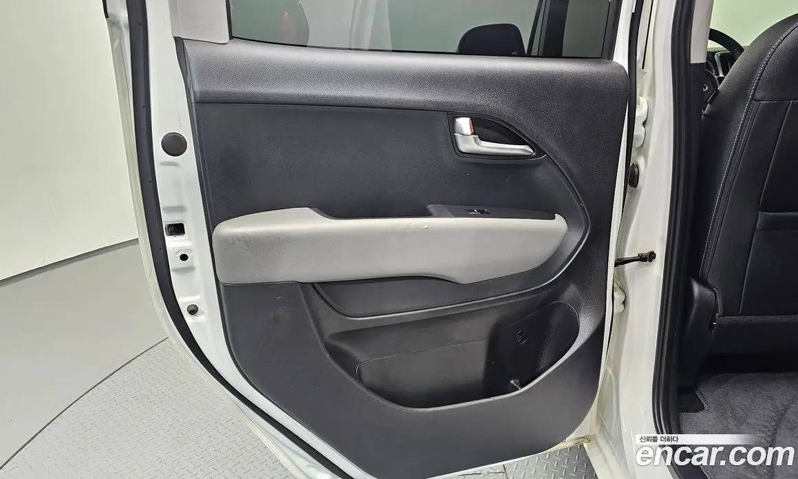 Kia Ray 2021 1.0 автомат (гидро), фото 15 Kia Ray 2021 1.0 автомат (гидро), фото 15