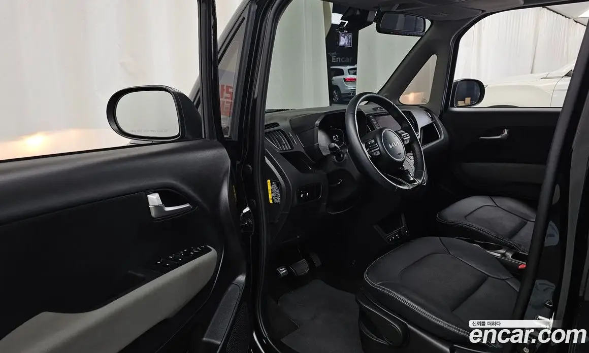 Kia Ray 2022 1.0 автомат (гидро), фото 13