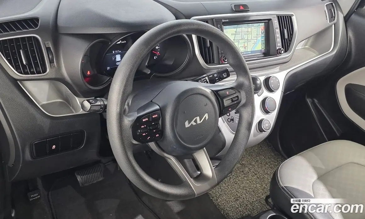 Kia Ray 2022 1.0 автомат (гидро), фото 21