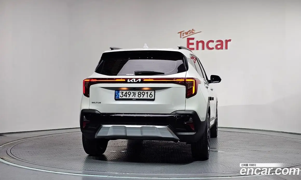Kia Seltos 2022 1.6 автомат (гидро), фото 4 Kia Seltos 2022 1.6 автомат (гидро), фото 4