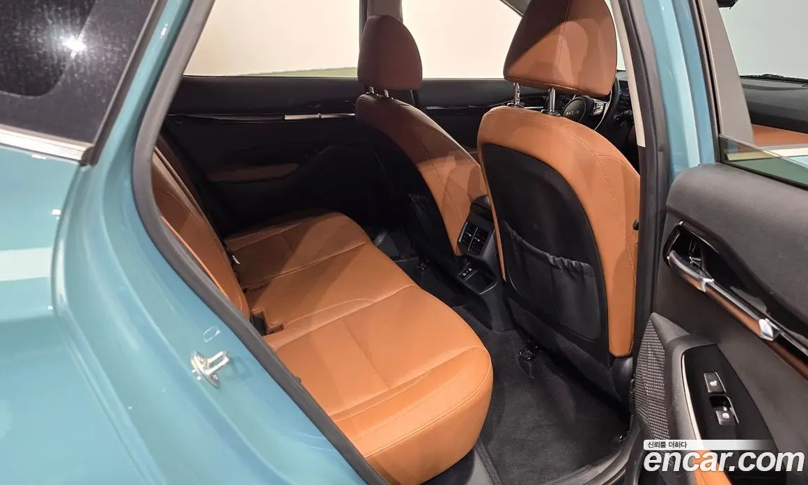 Kia Seltos 2024 1.6 автомат (гидро), фото 17 Kia Seltos 2024 1.6 автомат (гидро), фото 17