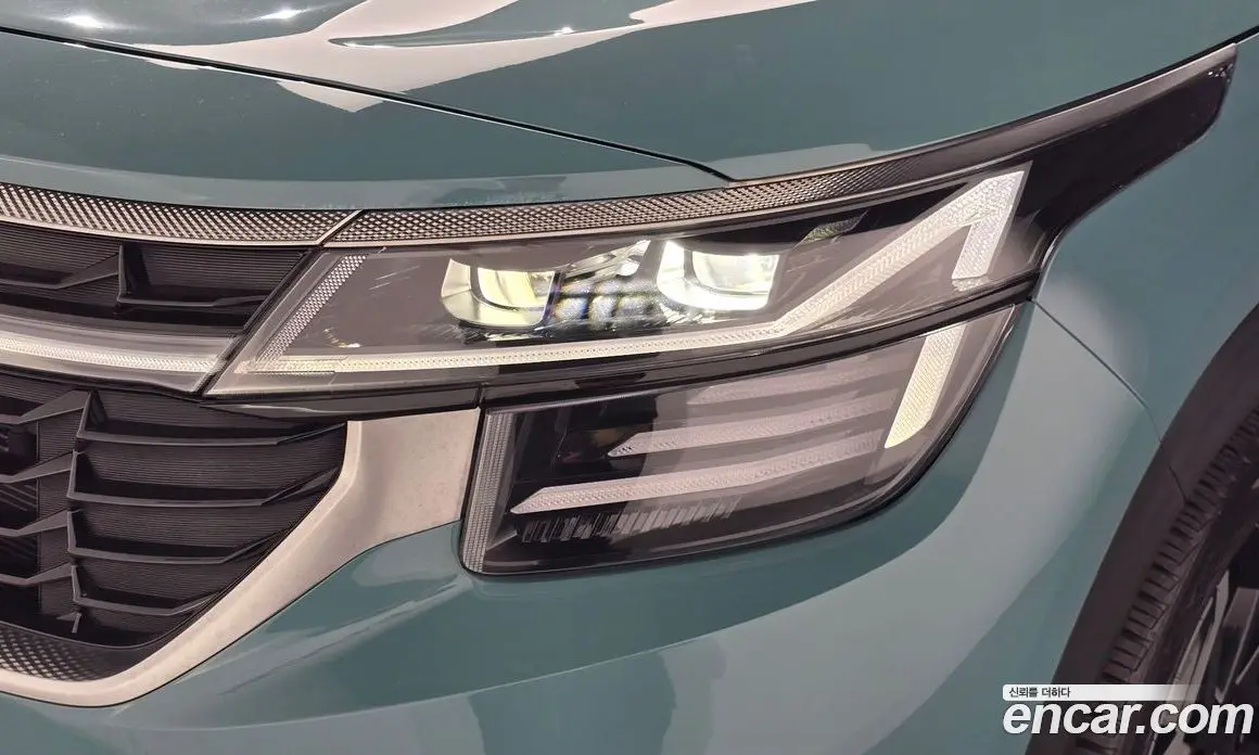 Kia Seltos 2024 1.6 автомат (гидро), фото 8 Kia Seltos 2024 1.6 автомат (гидро), фото 8