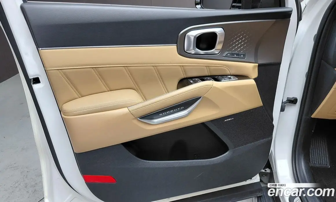 Kia Sorento 2023 2.5 автомат (гидро), фото 14