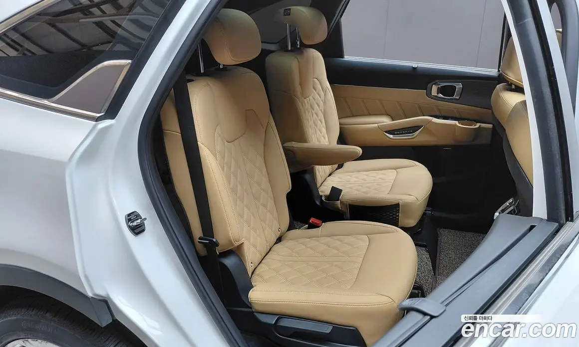 Kia Sorento 2023 2.5 автомат (гидро), фото 17