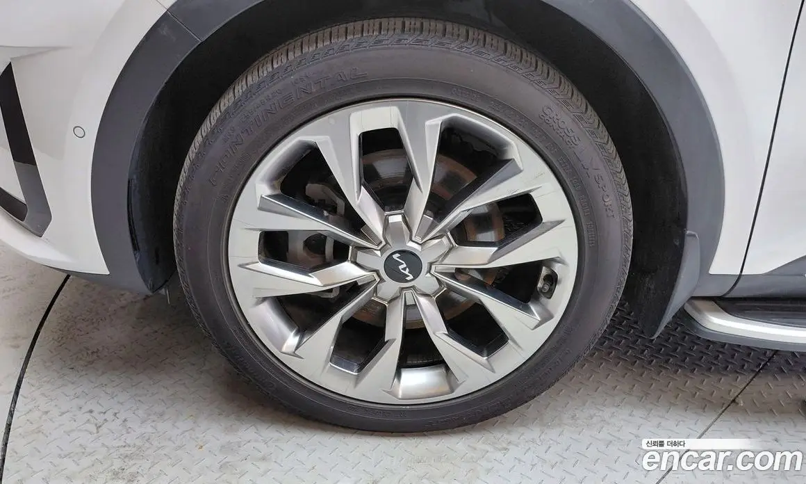 Kia Sorento 2023 2.5 автомат (гидро), фото 5