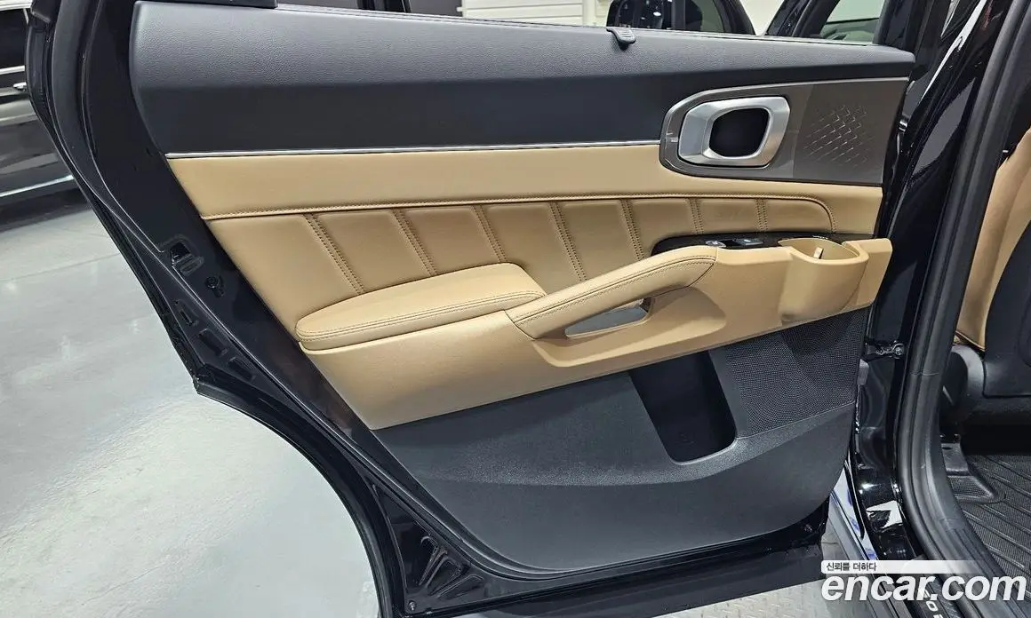 Kia Sorento 2025 2.2 автомат (гидро), фото 14 Kia Sorento 2025 2.2 автомат (гидро), фото 14