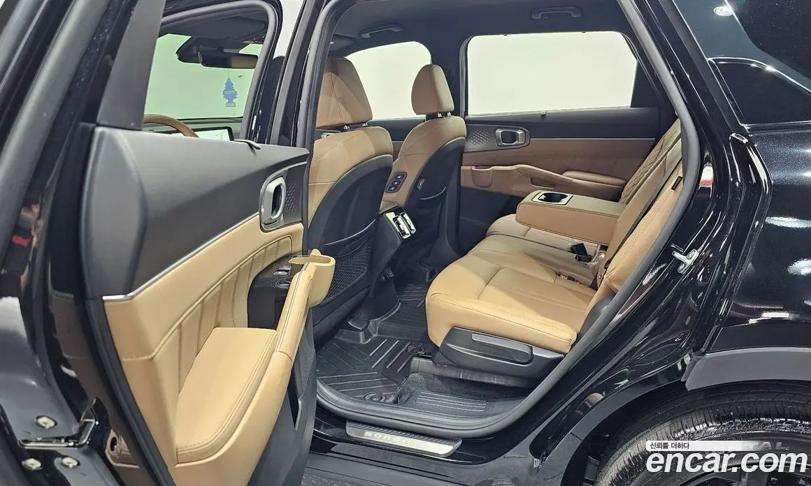 Kia Sorento 2025 2.2 автомат (гидро), фото 15 Kia Sorento 2025 2.2 автомат (гидро), фото 15