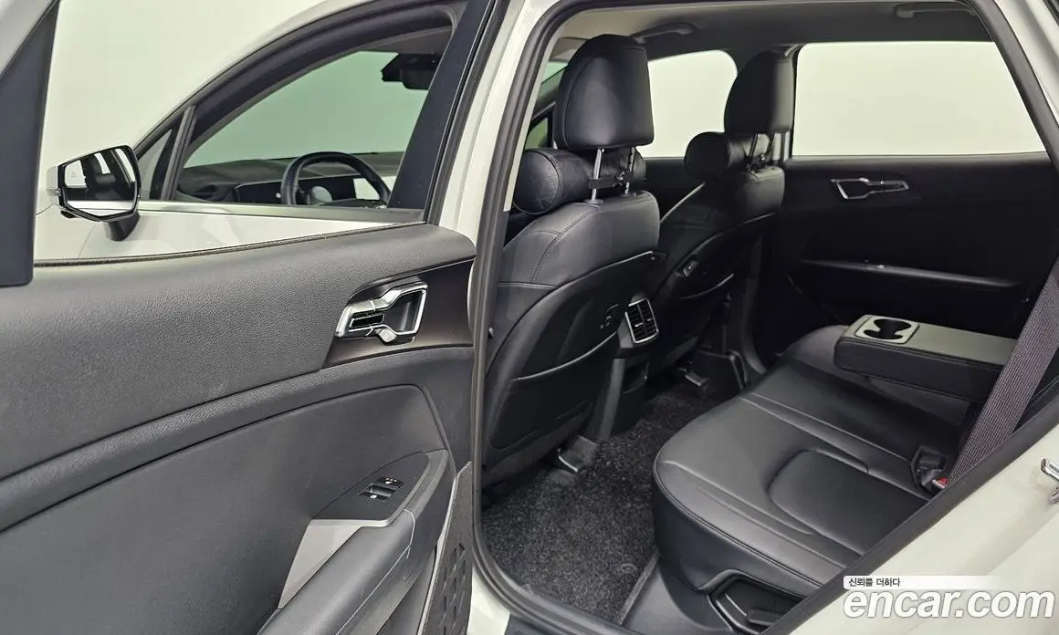 Kia Sportage 2024 2.0 автомат (гидро), фото 11 Kia Sportage 2024 2.0 автомат (гидро), фото 11