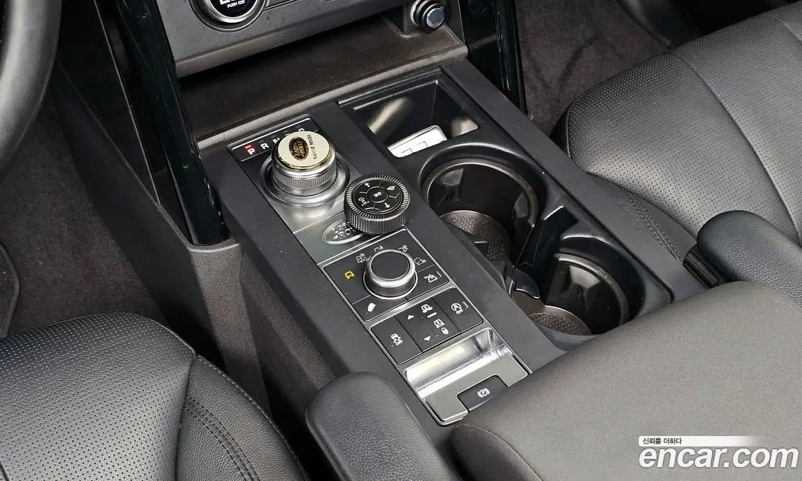 Land Rover Discovery 2019 3.0 автомат (гидро), фото 9