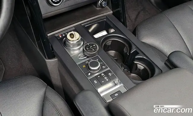 Land Rover Discovery 2019 3.0 автомат (гидро), миниатюра 9