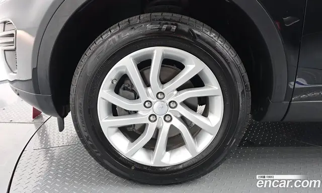 Land Rover Discovery Sport 2018 2.0 автомат (гидро), миниатюра 5 Land Rover Discovery Sport 2018 2.0 автомат (гидро), миниатюра 5