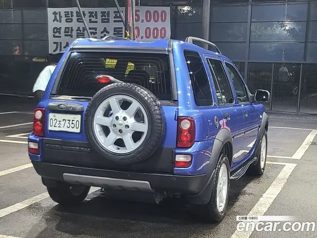 Land Rover Freelander 2004 2.0 автомат (гидро), миниатюра 3 Land Rover Freelander 2004 2.0 автомат (гидро), миниатюра 3