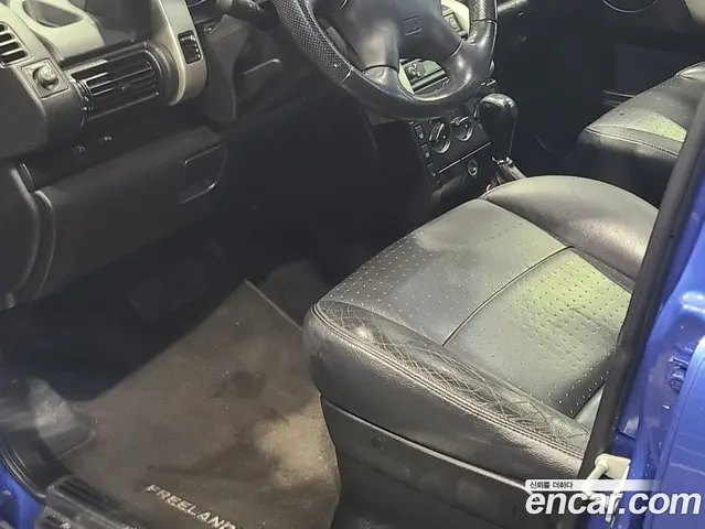 Land Rover Freelander 2004 2.0 автомат (гидро), миниатюра 6 Land Rover Freelander 2004 2.0 автомат (гидро), миниатюра 6