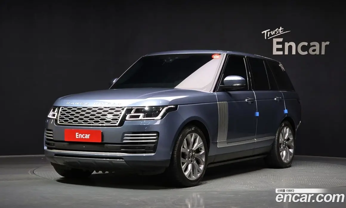 Land Rover Range Rover 2018 4.4 автомат (гидро), фото 1 Land Rover Range Rover 2018 4.4 автомат (гидро), фото 1