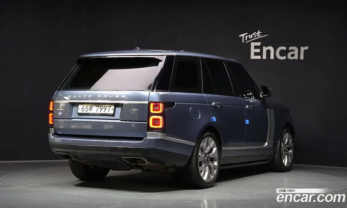 Land Rover Range Rover 2018 4.4 автомат (гидро), фото 2 Land Rover Range Rover 2018 4.4 автомат (гидро), фото 2