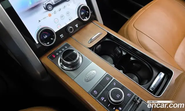 Land Rover Range Rover 2018 4.4 автомат (гидро), миниатюра 9 Land Rover Range Rover 2018 4.4 автомат (гидро), миниатюра 9