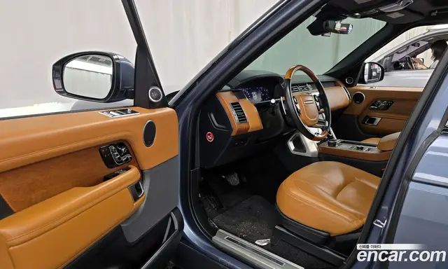 Land Rover Range Rover 2018 4.4 автомат (гидро), миниатюра 10 Land Rover Range Rover 2018 4.4 автомат (гидро), миниатюра 10