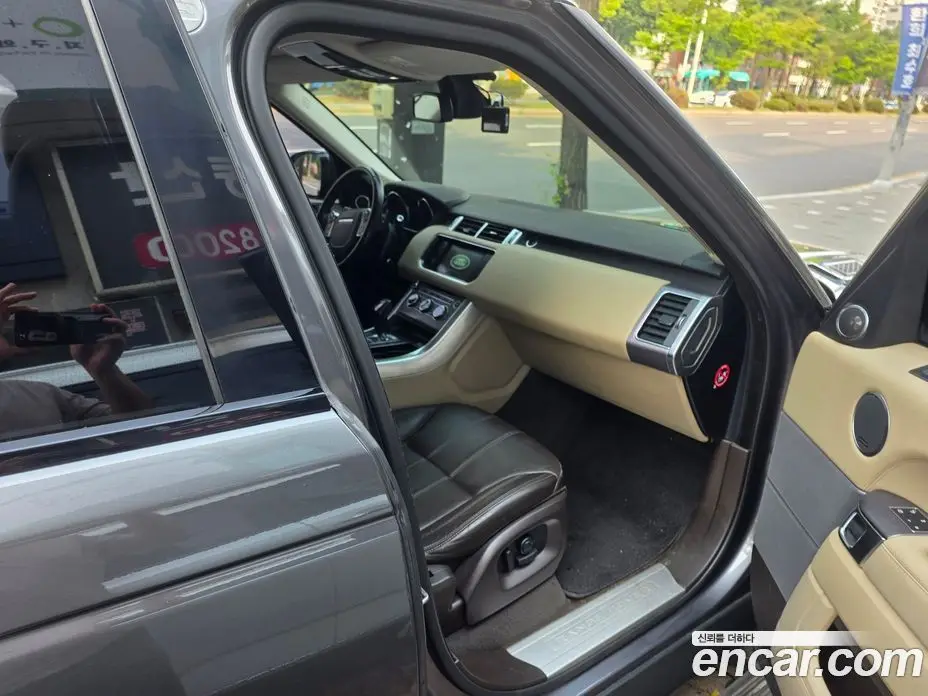 Land Rover Range Rover Sport 2016 3.0 автомат (гидро), фото 16 Land Rover Range Rover Sport 2016 3.0 автомат (гидро), фото 16