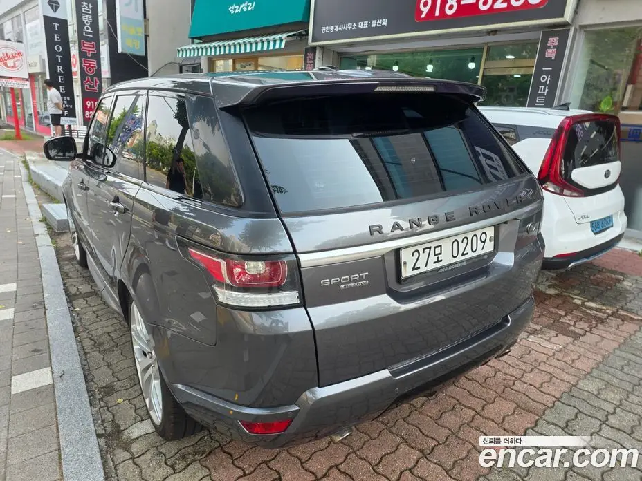 Land Rover Range Rover Sport 2016 3.0 автомат (гидро), фото 3 Land Rover Range Rover Sport 2016 3.0 автомат (гидро), фото 3