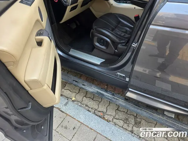 Land Rover Range Rover Sport 2016 3.0 автомат (гидро), миниатюра 6 Land Rover Range Rover Sport 2016 3.0 автомат (гидро), миниатюра 6