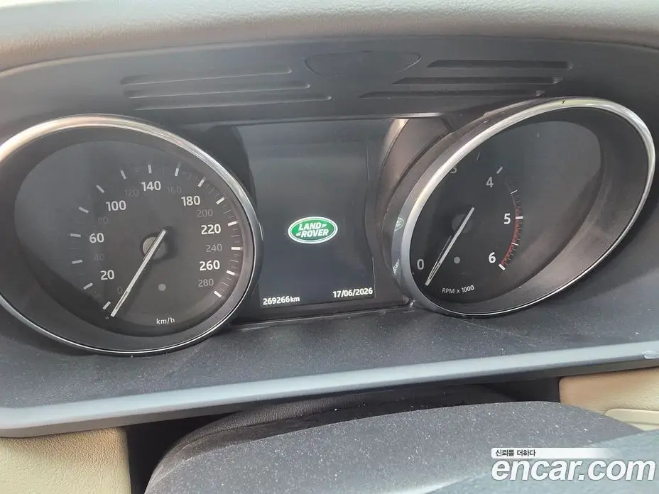 Land Rover Range Rover Sport 2016 3.0 автомат (гидро), фото 10 Land Rover Range Rover Sport 2016 3.0 автомат (гидро), фото 10