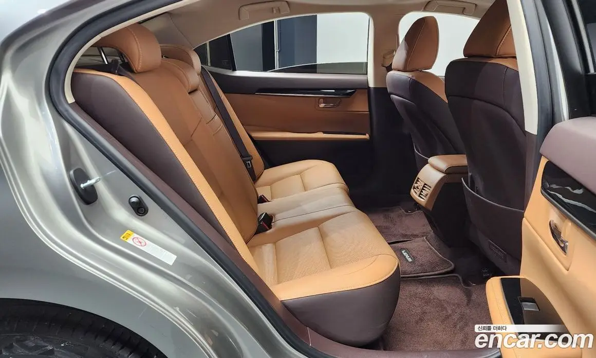 Lexus ES 2016 2.5 автомат (гидро), фото 11 Lexus ES 2016 2.5 автомат (гидро), фото 11