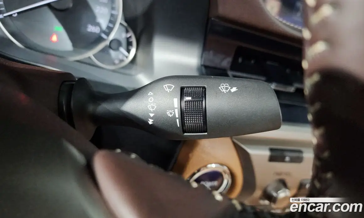 Lexus ES 2016 2.5 автомат (гидро), фото 16 Lexus ES 2016 2.5 автомат (гидро), фото 16