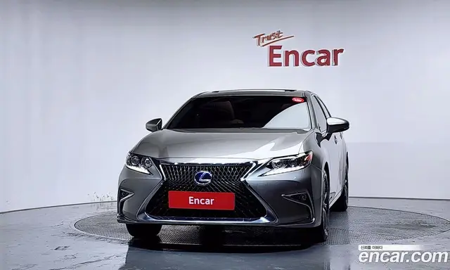 Lexus ES 2016 2.5 автомат (гидро), миниатюра 3 Lexus ES 2016 2.5 автомат (гидро), миниатюра 3